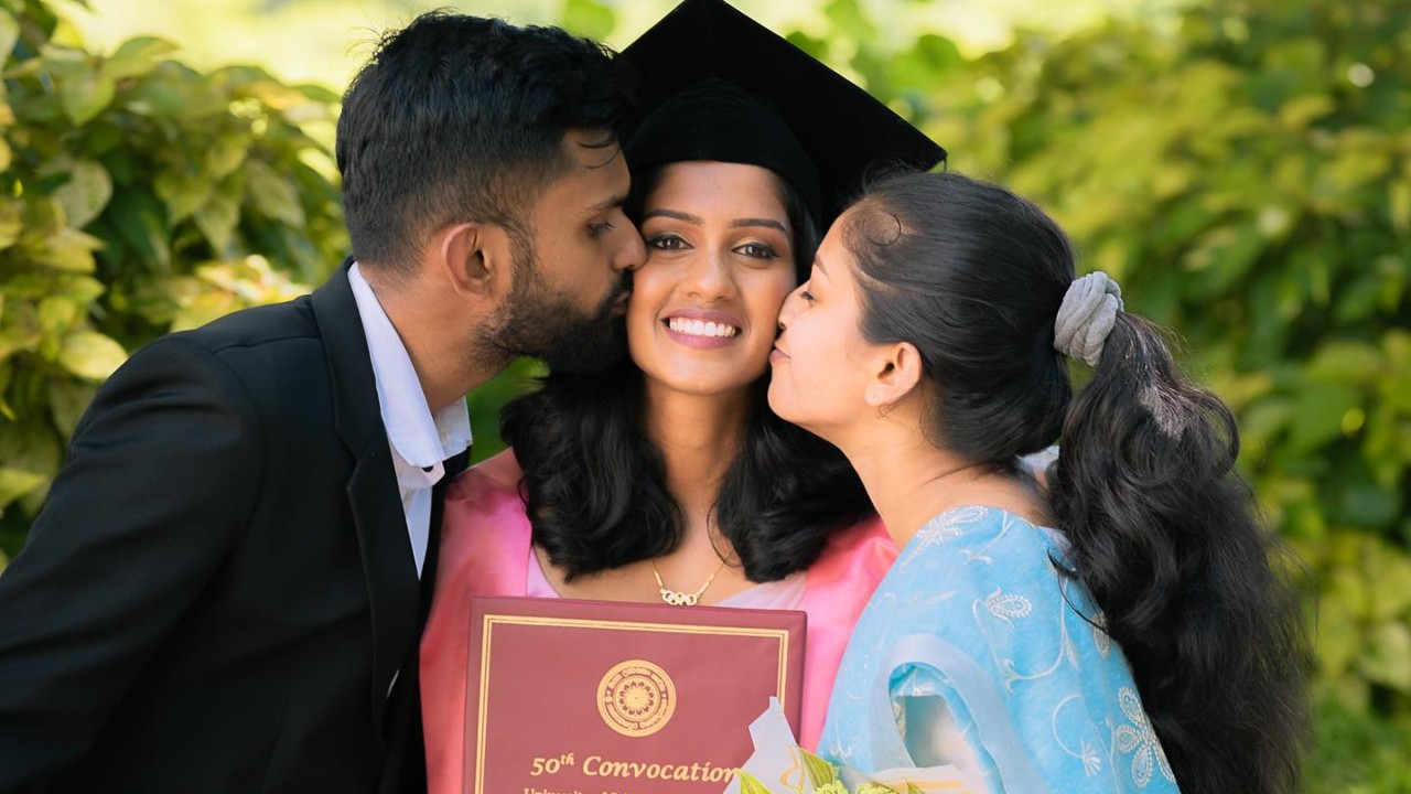 සිහින සැබෑකරගත් ආඩම්බරකාර අමාෂා