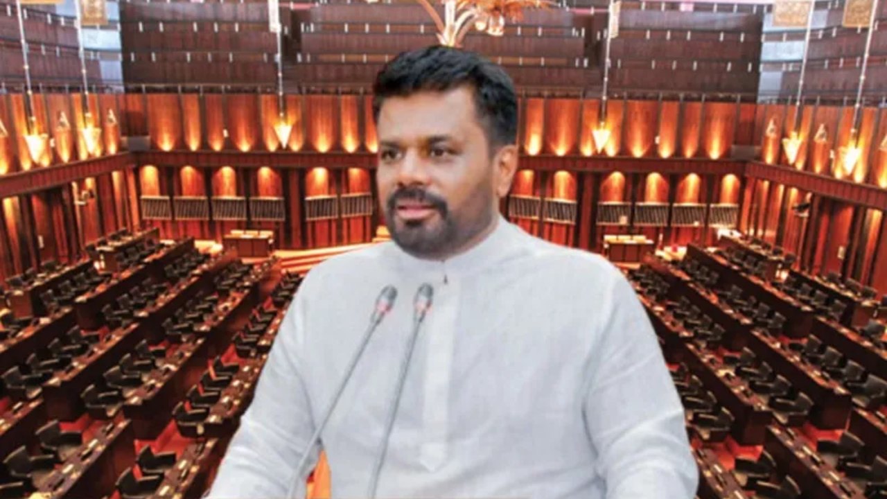 නව රජයේ කැබිනට් මණ්ඩලය දිවුරුම් දීම අද