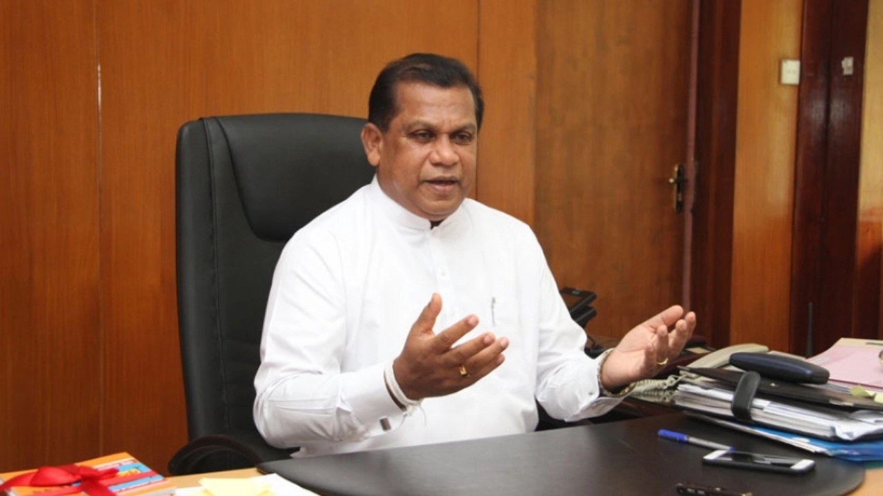 පාර්ලිමේන්තුව පිරිසිදු කරන ශ්‍රමදානේ ඉවර කරන්න වෙන්නේ අපට…! – රංජිත් මද්දුමබණ්ඩාර