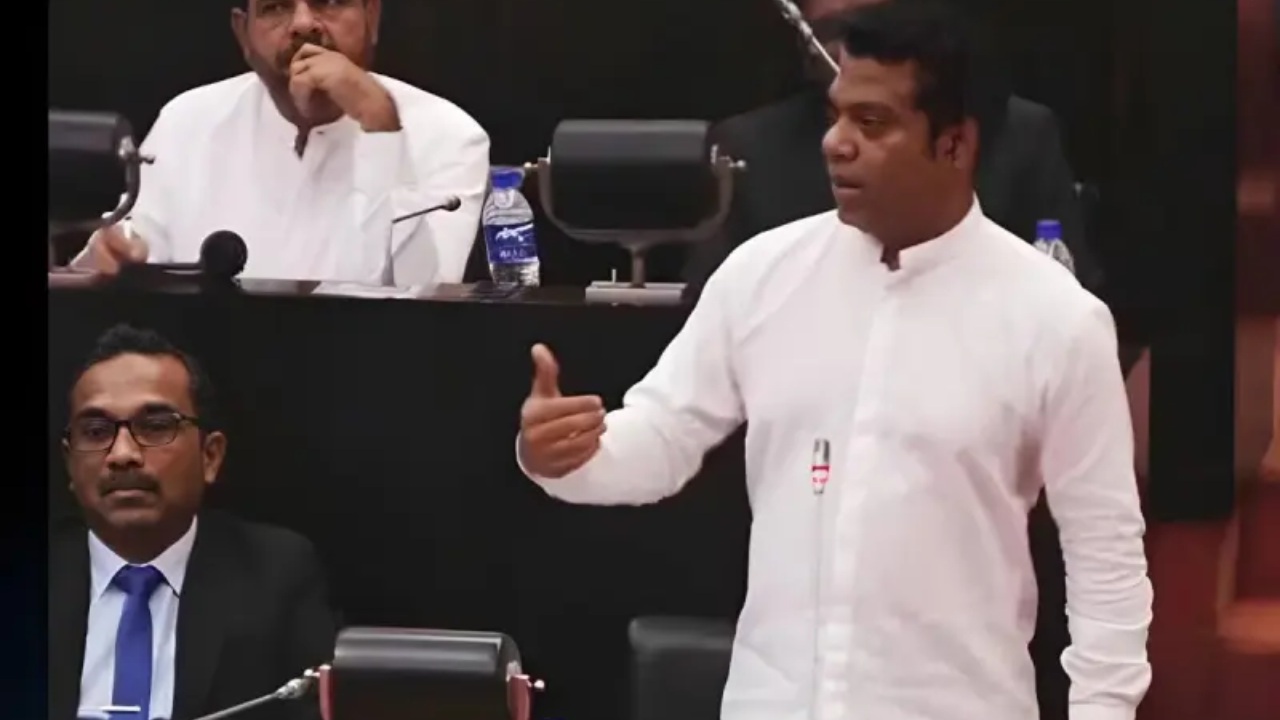 “ආයේ ජාතිවාදයට නම් ඉඩ දෙන්නේ නෑ” – ඇමති නලින්ද පාර්ලිමේන්තුව දෙවනත් කරයි.!