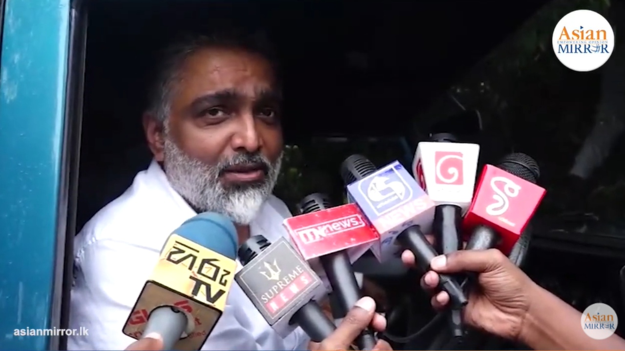 ආශුගෙන් අනුරට බටර් පාරක් – ලියලා තියාගන්න හරියට කලොත් එතුමා අවුරුදු 10ක් ඉන්නවා