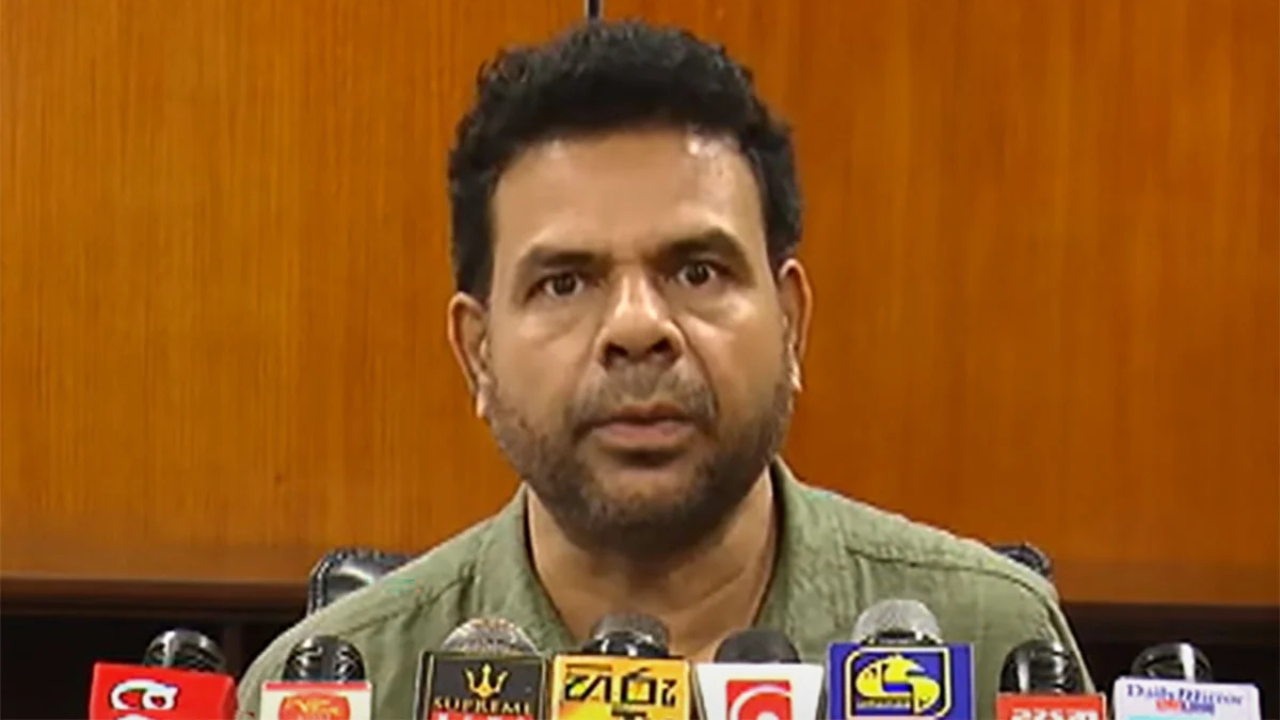 හිතා ගන්න බැරි අයට නඩු වැටෙනවා…වීරවංශත් ලිස්ට් එකේ ඉන්නවා..! – නාමල් කරුණාරත්න