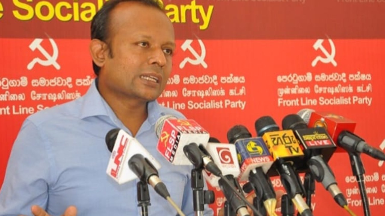 රට පාලනය කරන්නේ අනුර නෙමෙයි, ධම්මික පෙරේරලා… හඬපටය පිළිගැනීමෙන් එය තහවුරු වුණා…! – පුබුදු ජය‍ගොඩ