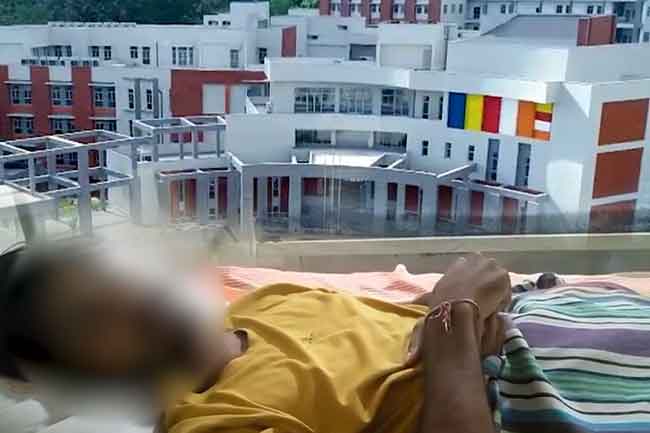 සබරගමු සිසුවාගේ මරණයට රටම තැවෙද්දී ජ’පුරෙත් නවක වද – අන්වර්ථ නම නෑ කියලා මල්ලිට ජ’පුරේ අයියලා දුන් රිටන් එක
