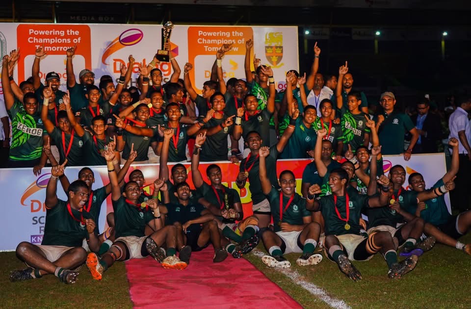 ඉසිපතන දිනූ රග්බි ශූරතාව 