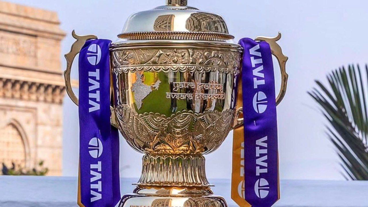 IPL නවතා දැමේ