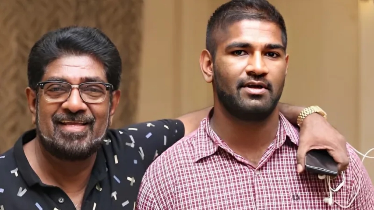 කෙහෙළිය ඇතුළට යද්දී පුත්‍රයාත් සැකකරුවෙකු ලෙස නම් කරයි.!