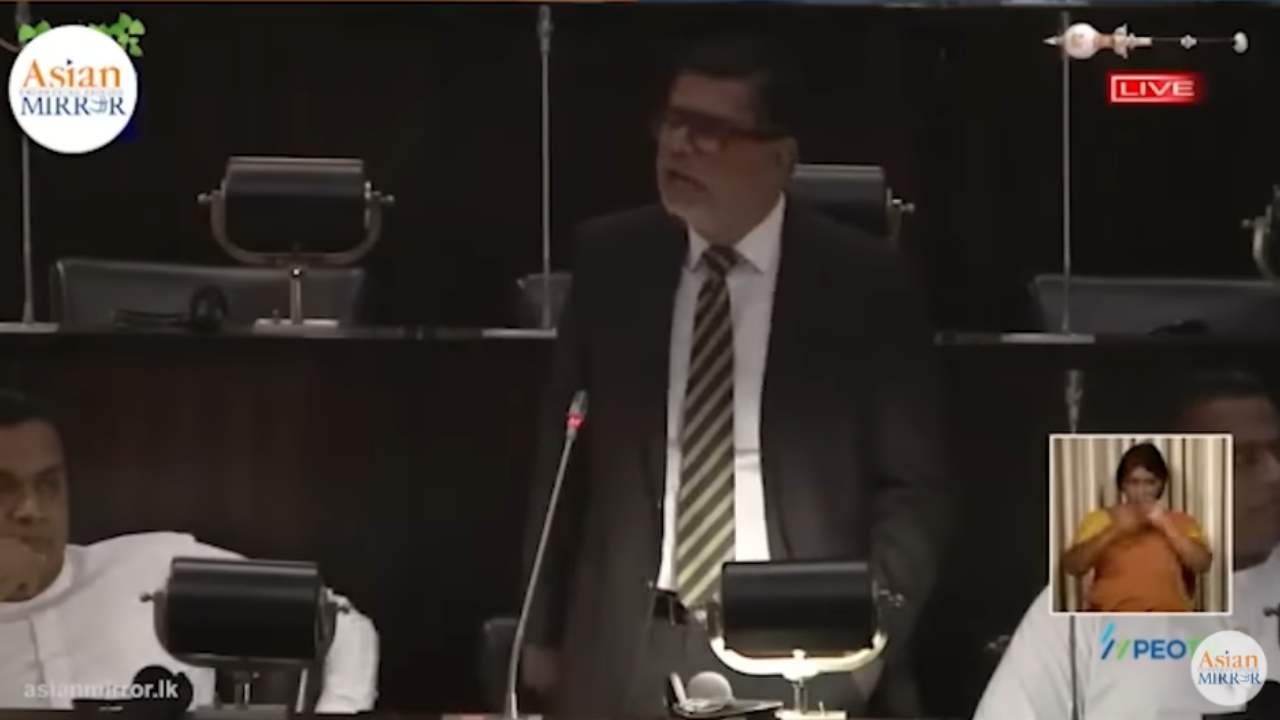ආනයනිත ලුනු තොගයම රජයේ ලුනු සමාගමේ ලොක්කාට… ලොක්කගේ සමාගමෙන් රු. සීයයේ ලුනු කිලෝව රු. 400ට ජනතාවට…!