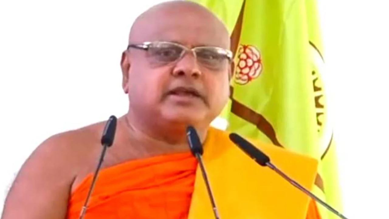 අගමැතිනි එන්න කලින් කතාව ඉවර කරලා යන්නැයි මට කිවුවා..- කොටපිටියේ රාහුල හිමි
