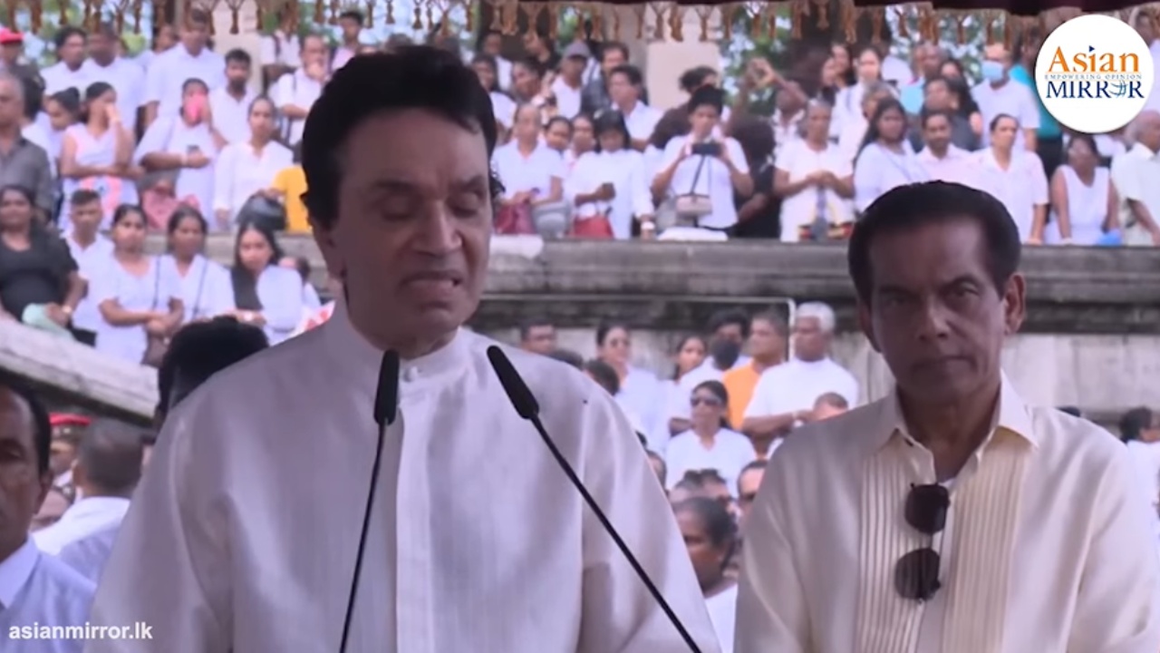මාලනීගේ වියෝව මට තදින් දැනෙනවා.. – රිදී තිරයේ පෙම්වතා රවින්ද්‍රගෙන් සංවේදී කතාවක් (VIDEO)