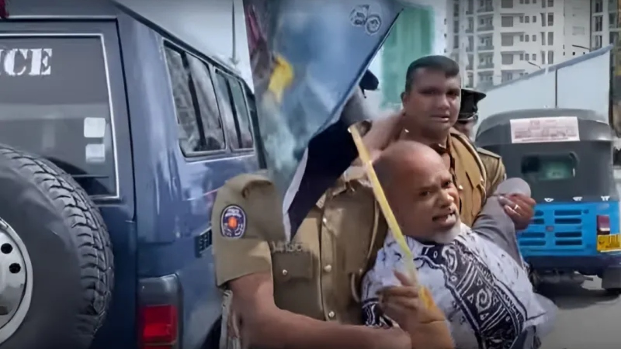 වැල්ලවත්තේ දමිළ යුධ සැමරුමක් අතරතුර උණුසුම් තත්වයක්.!