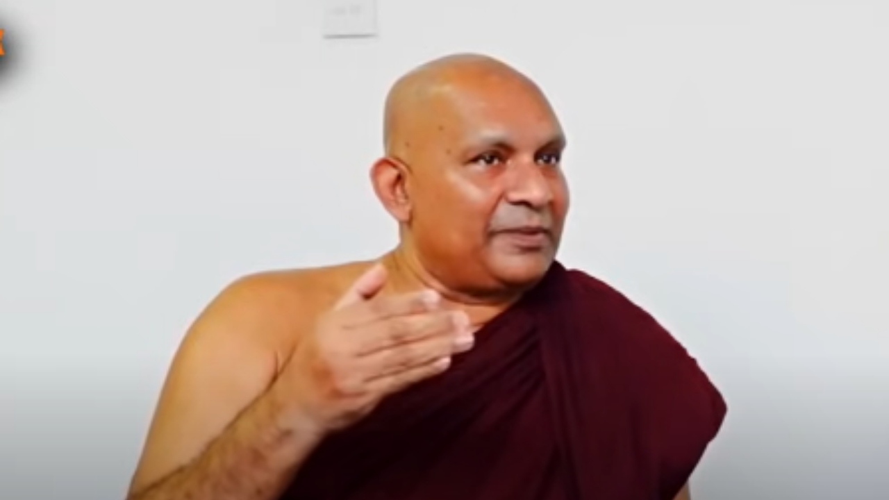 159ට ආරක්ෂාවක් ඕන ආණ්ඩුව පාතාළෙට ගහනවා නම්… නොදැක්කා වගේ ඉන්න ආරක්ෂාවක් ඕන නෑ…! – දඹර අමිල හිමි