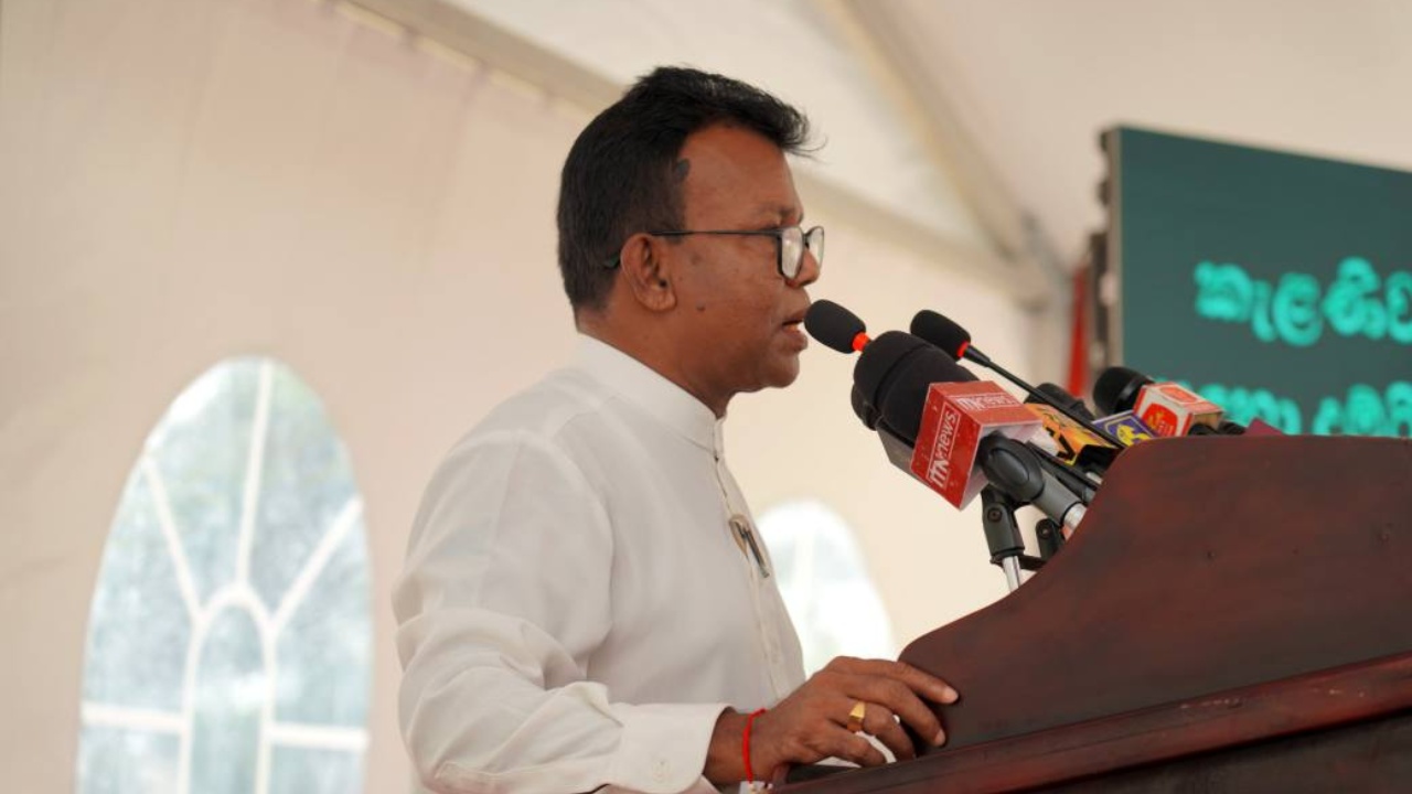 එජාපයේ ශ්‍රීලනිපයේ පොහොට්ටුවේ හොඳ මිනිස්සු එකතු කරන පෙරමුණ තමයි මාලිමාව…! – දේවානන්ද සුරවීර