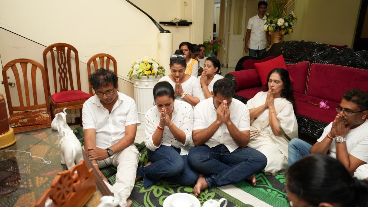 සහෝදර කලාකරුවන් විසින් මාලනියන් වෙනුවෙන් කල උතුම් පිංකම