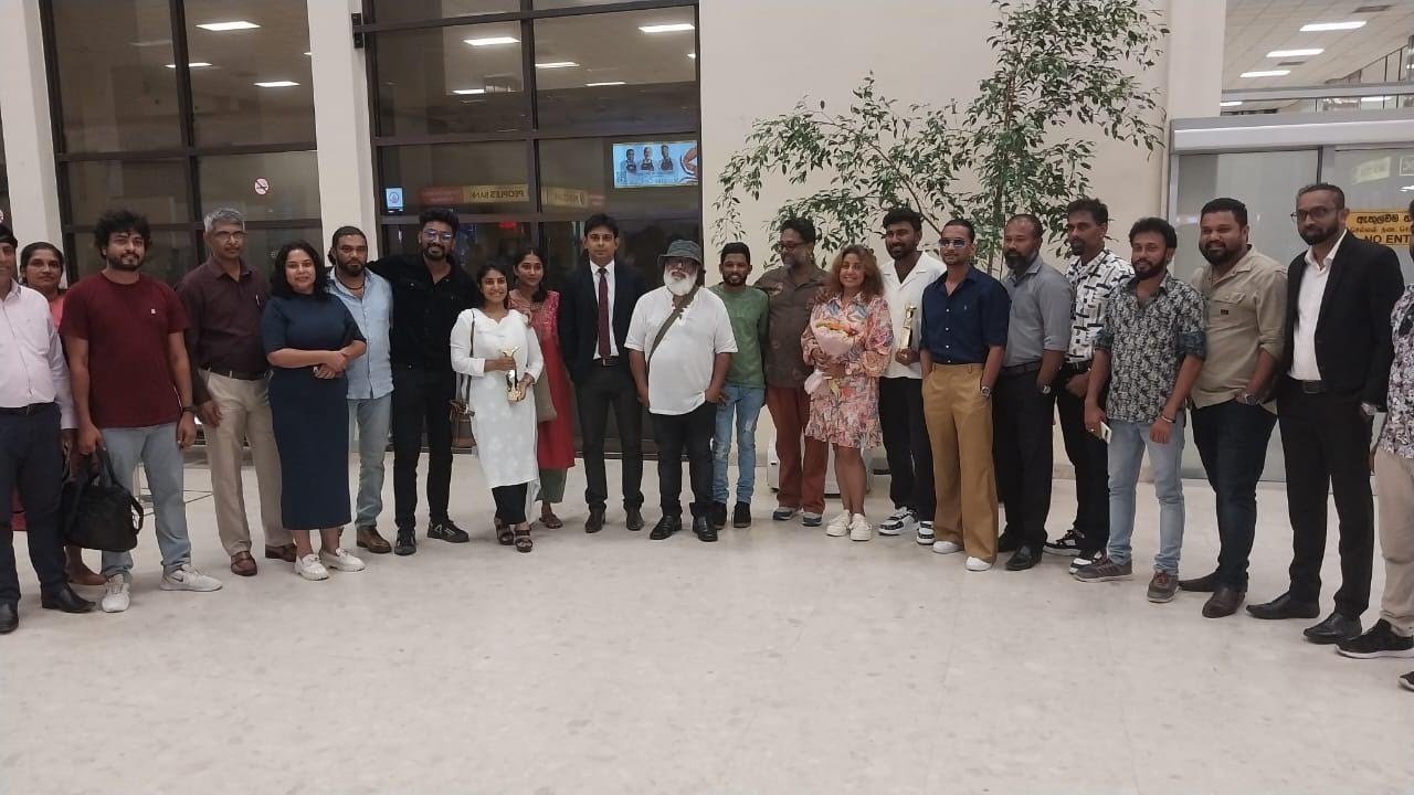 ජාත්‍යන්තර සම්මාන දිනූ ‘රිවස්ටන්’ කණ්ඩායම දිවයිනට