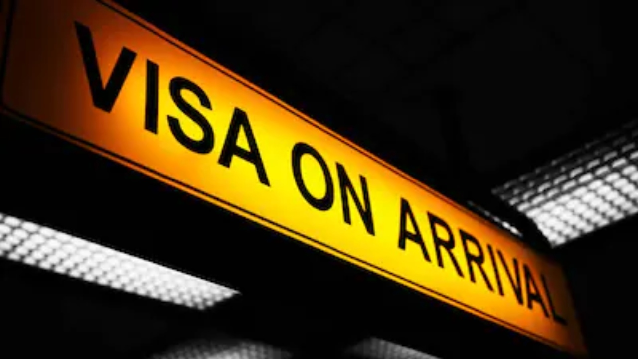 ලාංකිකයන්ට මාලදිවයිනෙන් දින 90ක On-Arrival සංචාරක වීසා