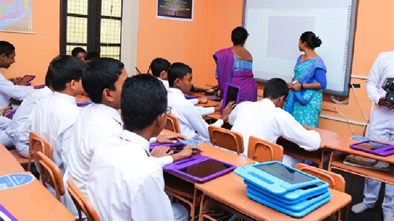 2026දී අසීමිත ඩේටා පැකේජයක් ලැබෙන පාසල් මෙන්න
