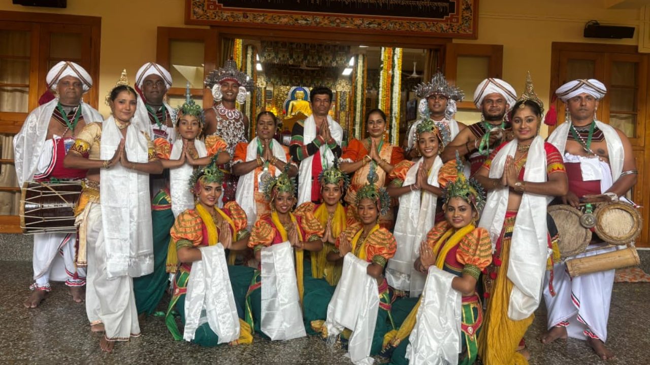 දයානුකම්පාවේ විශ්වීය සැමරුමට පිටත් වු ශ්‍රි ලාංකීය සංස්කෘතික කණ්ඩායම යළි දිවයිනට