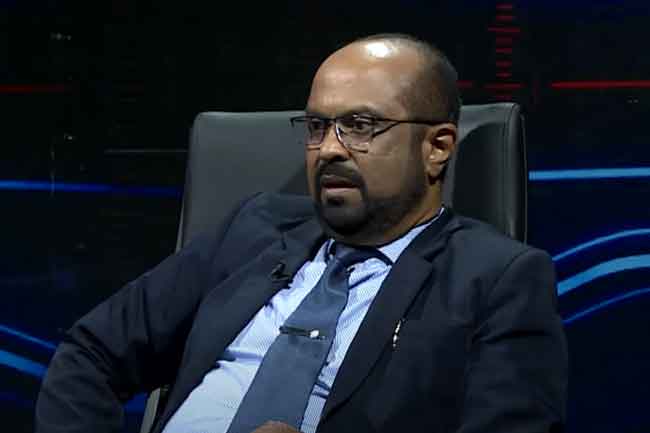 ණය ගෙවා අවසන් වනතුරු ඉන්ධන සඳහා බදු අඩු කළ නොහැකියි  බලශක්ති ඇමති