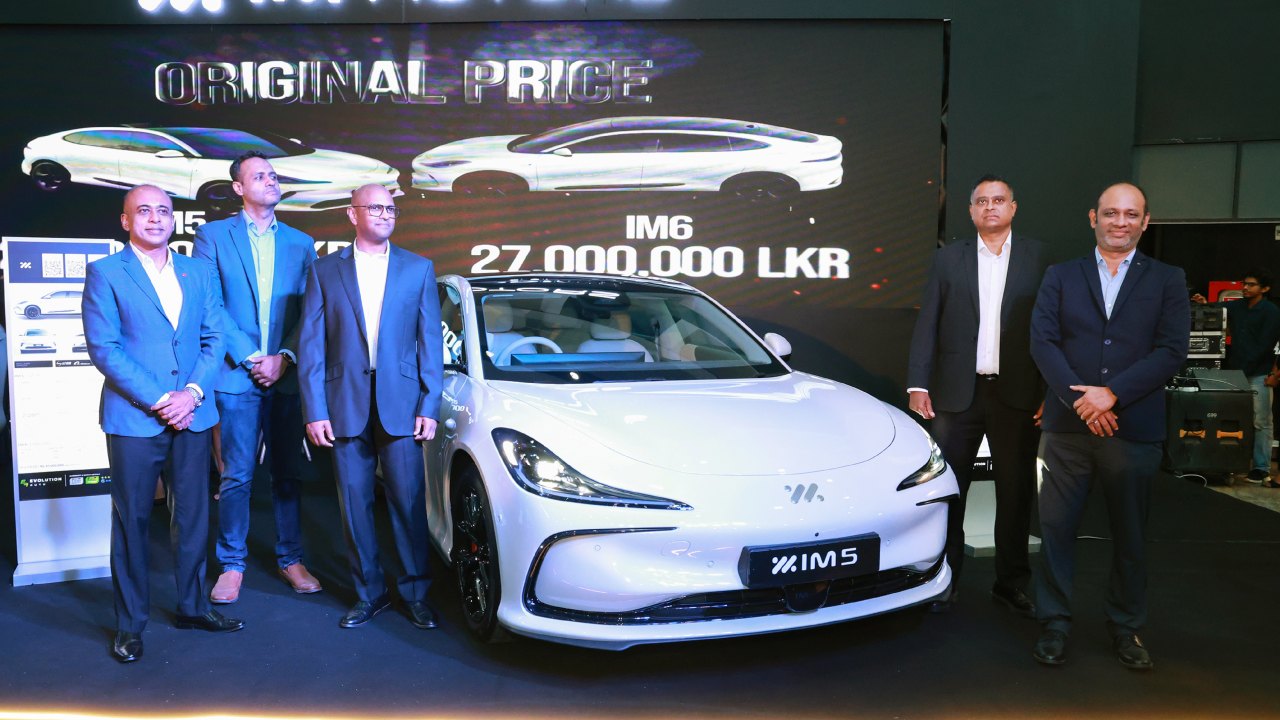 මෝටර් ෂෝ ’25 සමඟ ශ්‍රී ලංකාවේ දැවැන්තම EV රථ එකතුව එළිදක්වන Evolution Auto