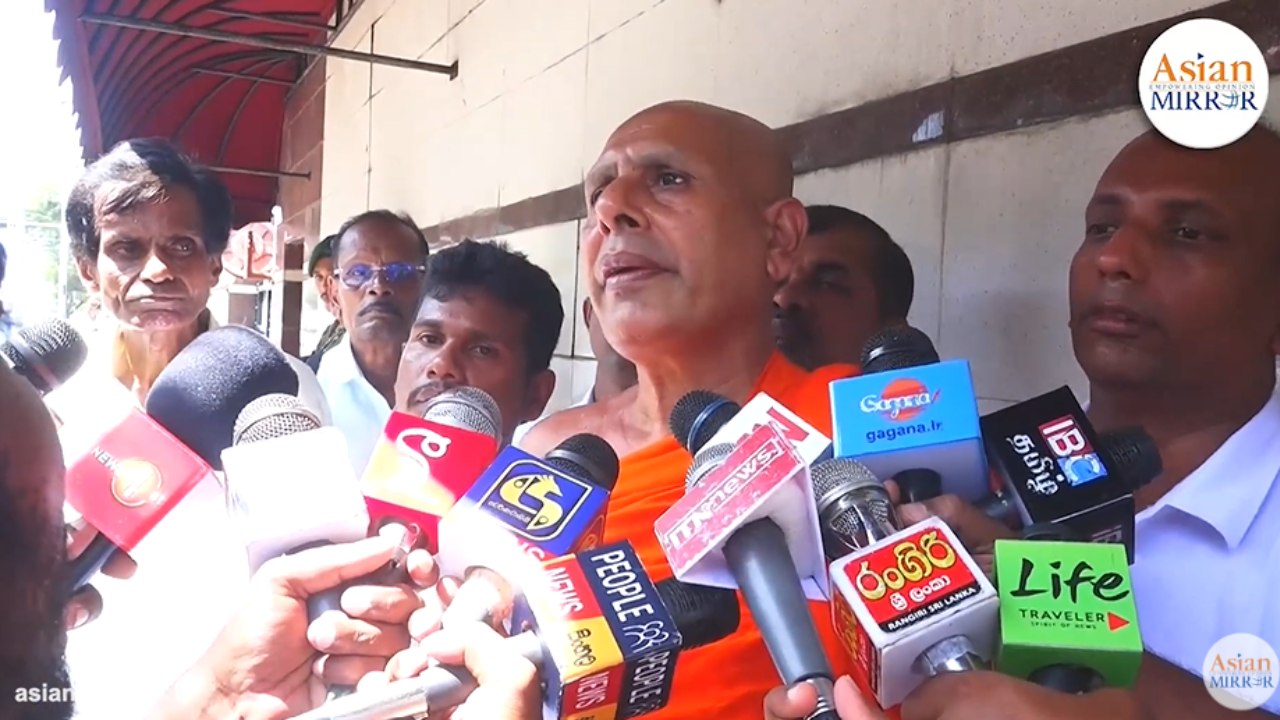 තලපති විජේ කියන්නේ මොන ගෙම්බෙක්ද ? – සීලරතන හිමි