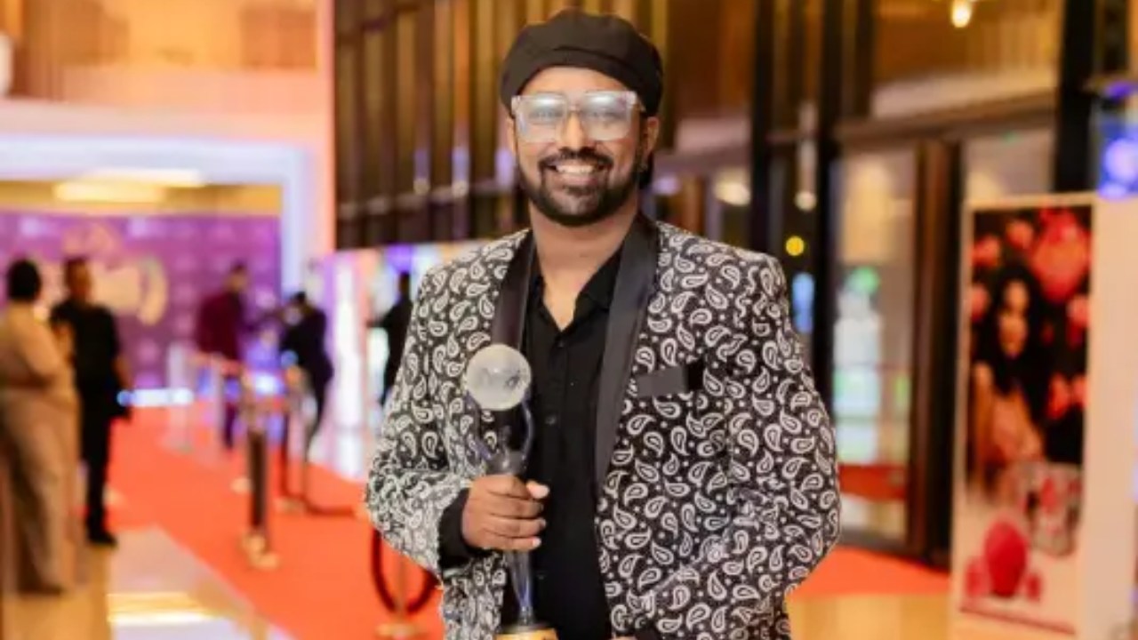 මං කවදාවත් ලොකු බ්‍රදර්ගේ චරිතයේ අනන්‍යතාව විකුණන්නේ නැහැ – දේවින්ද වික්‍රමසිංහ