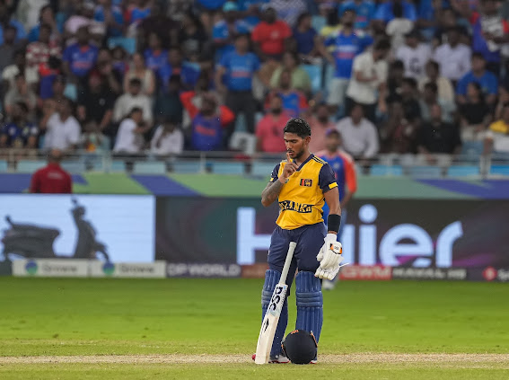 පැතුම්ගේ ශතකය අපතේ යමින් ජය ඉන්දියාවට