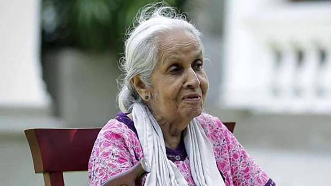 ප්රවීණ රංගන ශිල්පිනී අයිරාංගනී සේරසිංහ මියගිය බවට පැතිර යන පුවතෙහි සත්ය කතාව මෙන්න