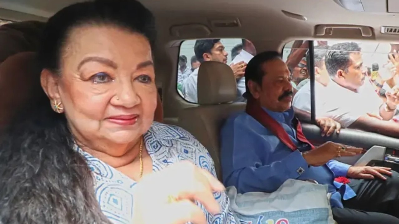 නිවසින් යද්දි ශිරන්ති අඬලා