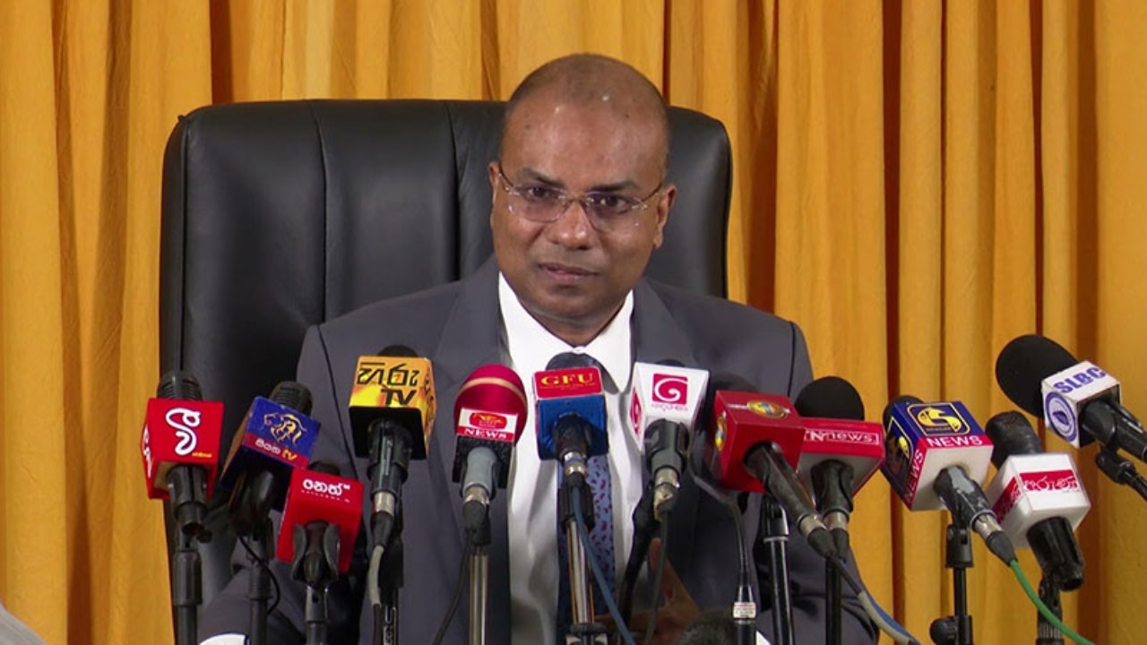 දූෂණය එපා එපා කියන අය තමයි වැඩියෙන්ම දූෂණය කරලා තියෙන්නේ – අල්ලස් කොමිසමේ ලොක්කගෙන් හෙළිදරව්වක්