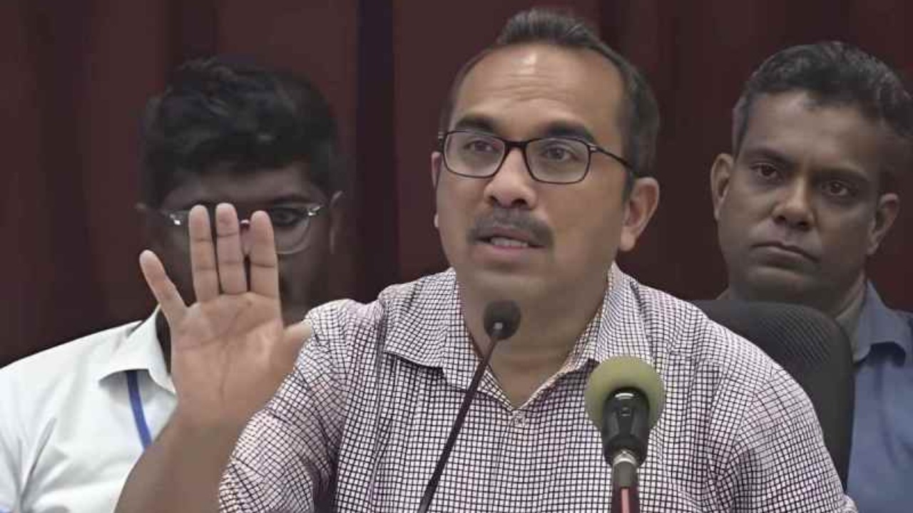 “මේ අන්තිම වතාවට කියන්නේ.. කරුණාකරලා අස්වෙලා යන්න” – බිමල්ට හොඳටම තද වෙයි