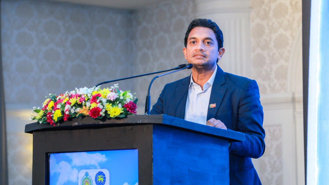 එවැනි බලපත්‍රයක් ලබාදීමට කර්මාන්ත නියෝජ්‍ය අමාත්‍යවරයා ලෙස මාහට නීතිමය බලයක් නැහැ – චතුරංග