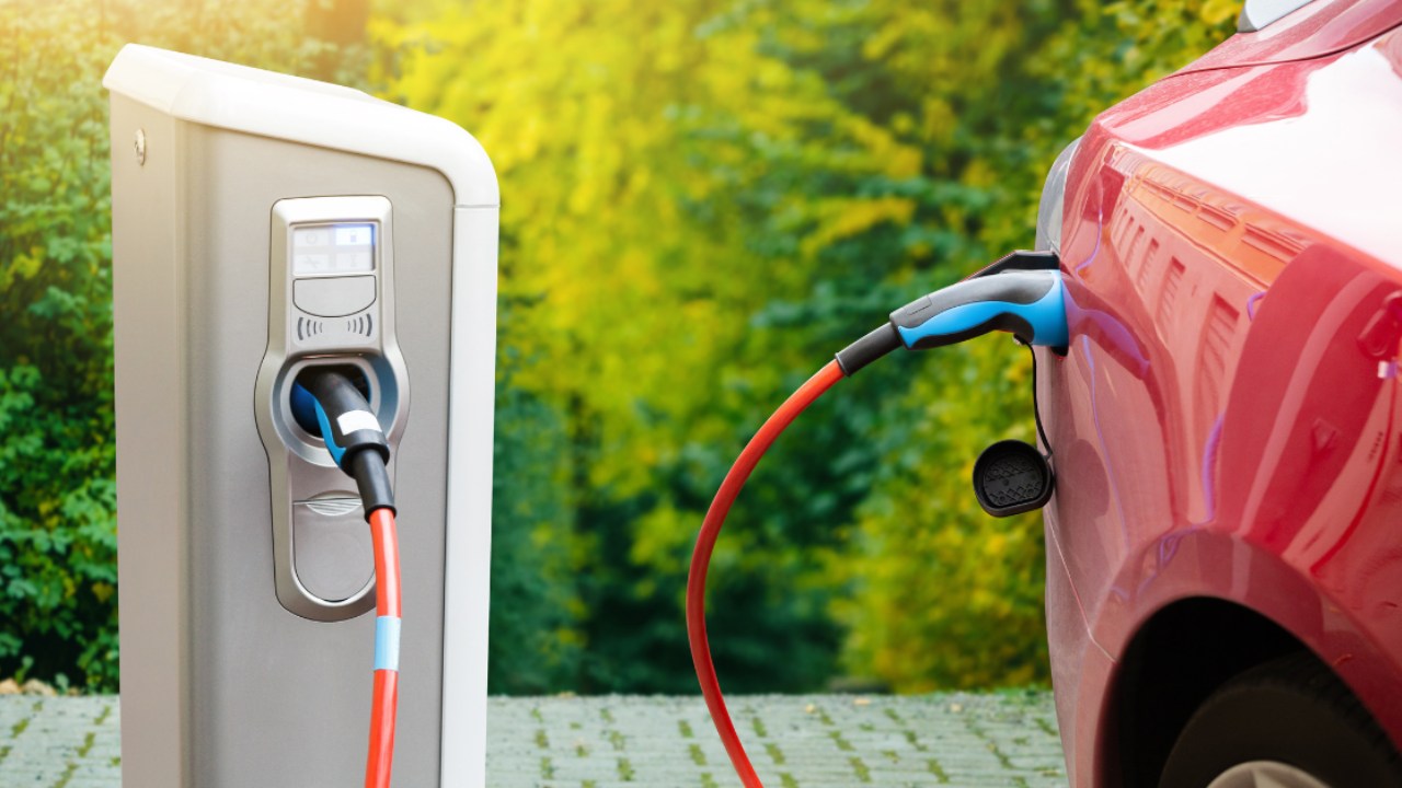 ඔන්න වාහන තියෙන අයට චීනෙන් සුබ ආරංචියක්