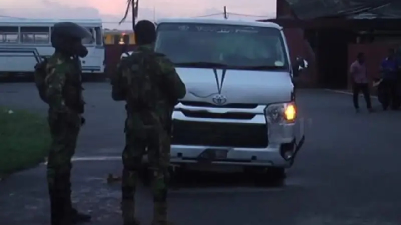 පොලීසිය වෙඩි තැබූ වෑන් රථය ගැන තොරතුරු හෙළිවෙයි