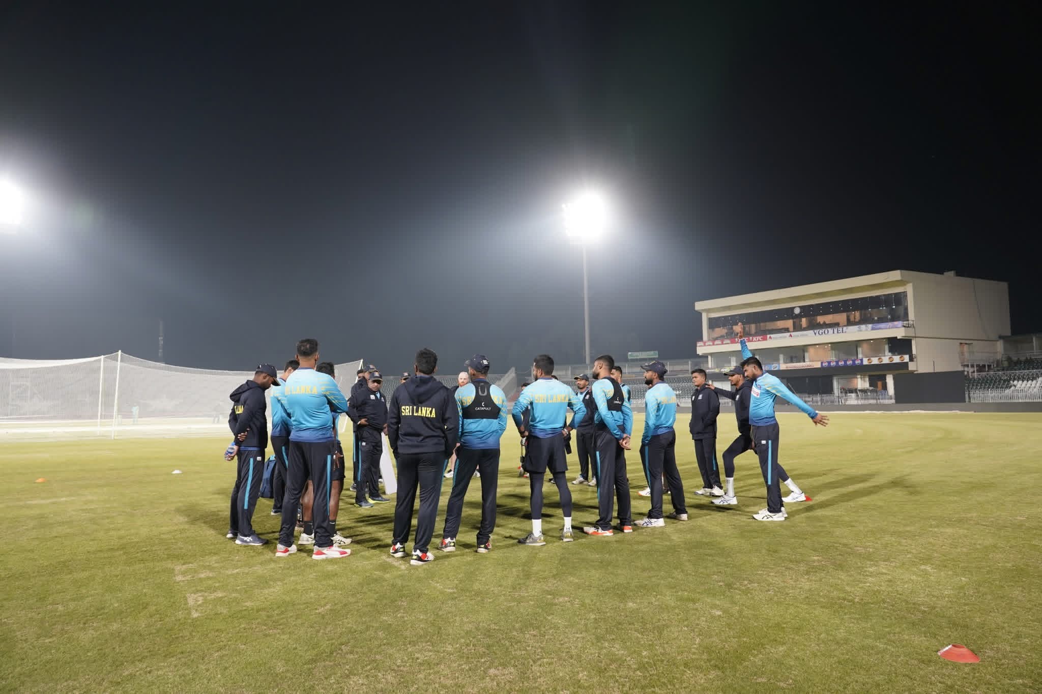 දැඩි ආරක්ෂක රැකවල් මැඳ හෙට ඇරඹෙන ශ්‍රී ලංකා – පාකිස්ථාන එක්දින තරගාවලිය 