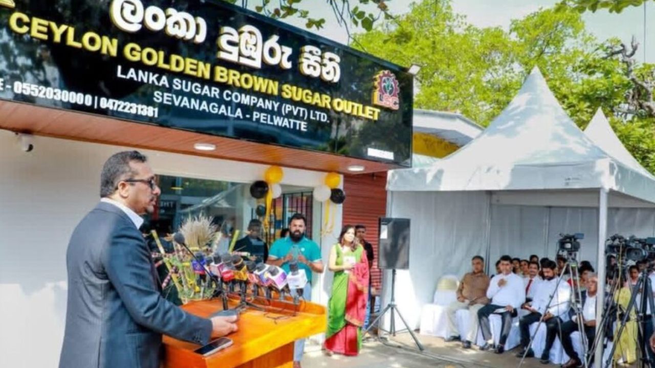 සීනි මිල වැඩි කියන අයට ඇමතිගෙන් උත්තරයක්