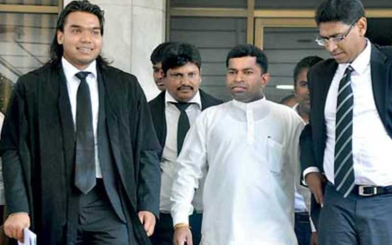 නාමල් නීති උපාධිය ගත්ත හැටි ඇමති නලින්ද සියල්ල හෙළිකරයි