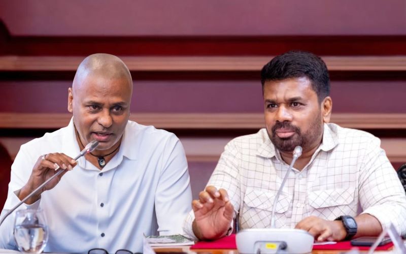 ජනපතිගෙන් සංගීත්ට පොරොන්දුවක්.. සංගීත්ගෙන් ජනපතිට සැලියුට් එකක්