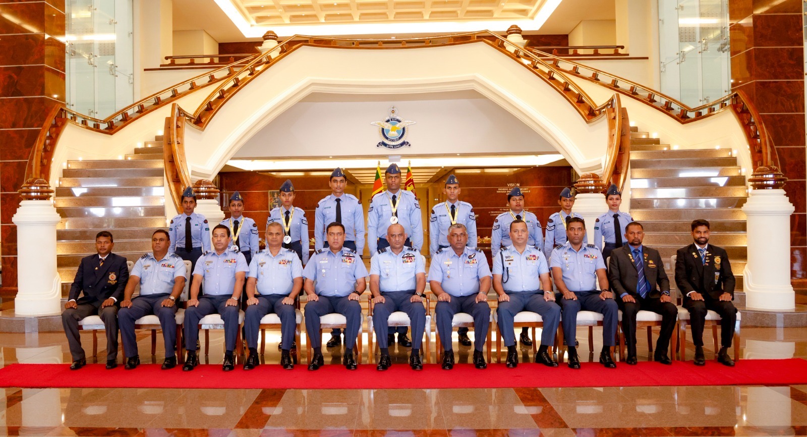 රුමේෂ් තරංග ඇතුළු ගුවන් හමුදා ක්‍රීඩක ක්‍රීඩිකාවන්ට හරසර – නිලයන් ද උසස් කෙරේ 