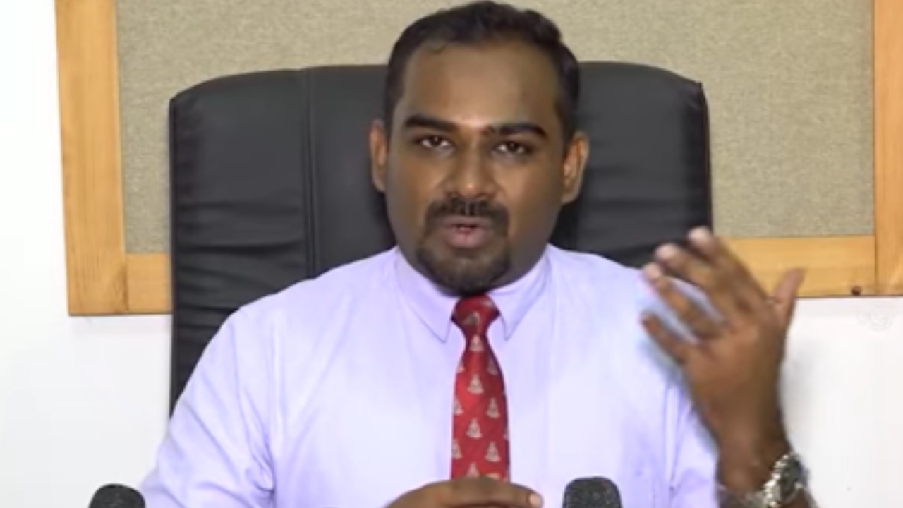 බාල ඖෂධ සමාගම පිටුපස දේශපාලන පවුල්… නිලධාරීන් බිලි දී පාලකයන්ට ගැළවෙන්න බෑ…! – රජයේ වෛද්‍ය නිලධාරීන්ගේ සංගමය