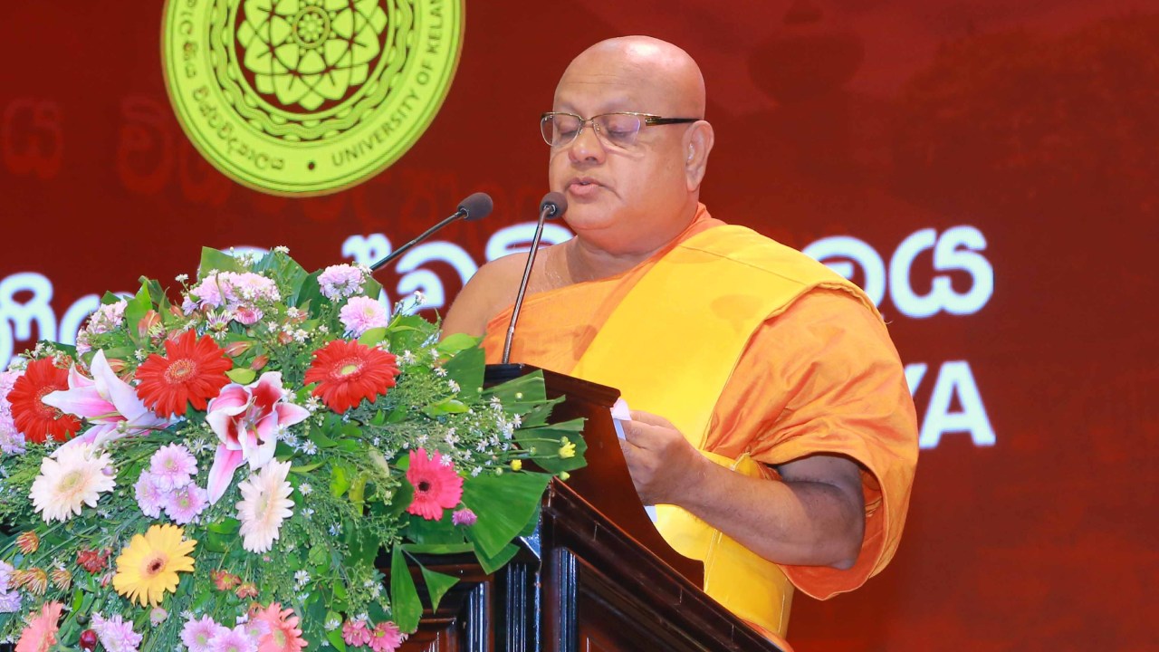 ජනාධිපතිතුමා තවම අපේ මහානායක හාමුදුරුවෝ බැහැදකින්න ආවේ නෑ…! – මහාචාර්ය කොටපිටියේ රාහුල හිමි