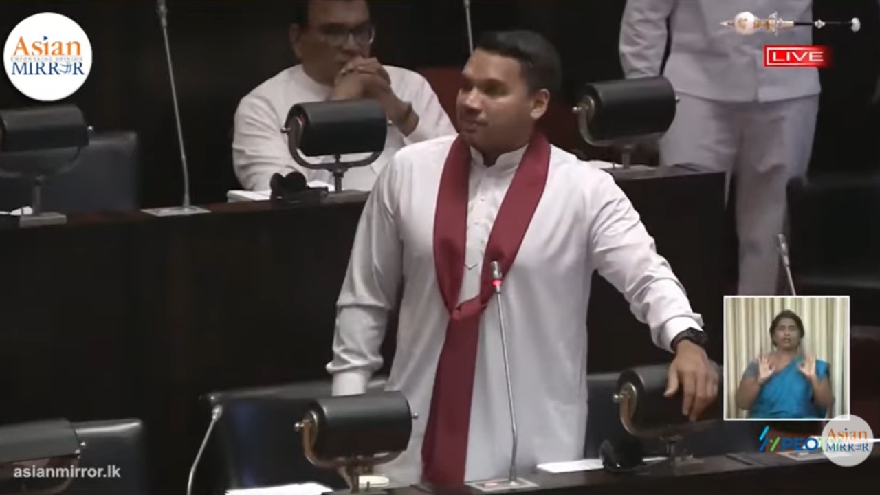 ගල් අඟුරු නැව් 19ක් ගෙනාවා. ඒ 19ක් ගෙනාවා විතරක් නෙවෙයි, ආපු නැව් 19න් මෙට්‍රික් ටොන් 1,20,000ක් අතුරුදහන් එහි වටිනාකම කෝටි 462ක් – නාමල්