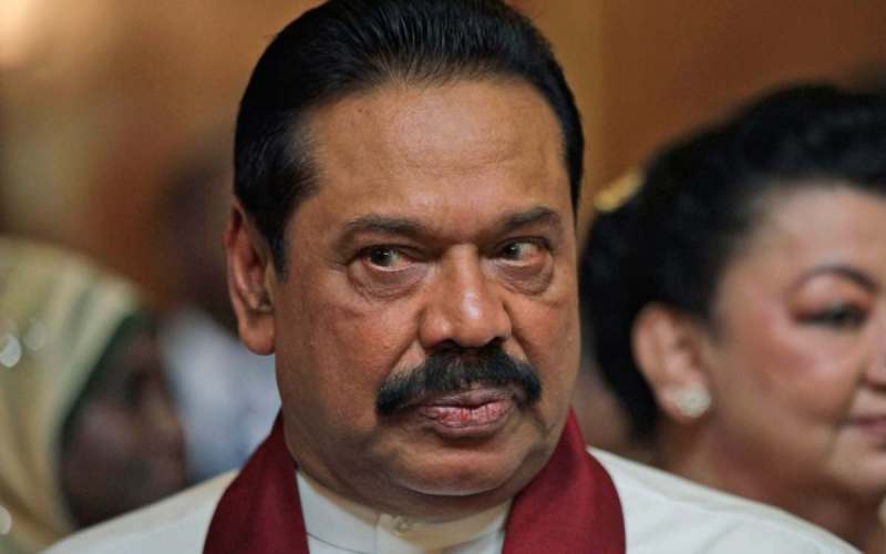 කාල්ටන් අතහැර මහින්ද යළිත් මිරිහානට.!