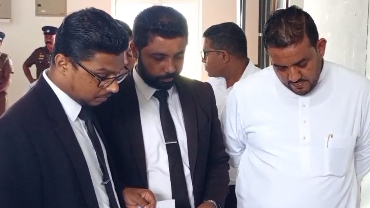 කතරගම දේවාලයේ නව බස්නායක නිළමේ ලෙස තිළිණ මධුසංඛ නිතරගයෙන් පත්වේ