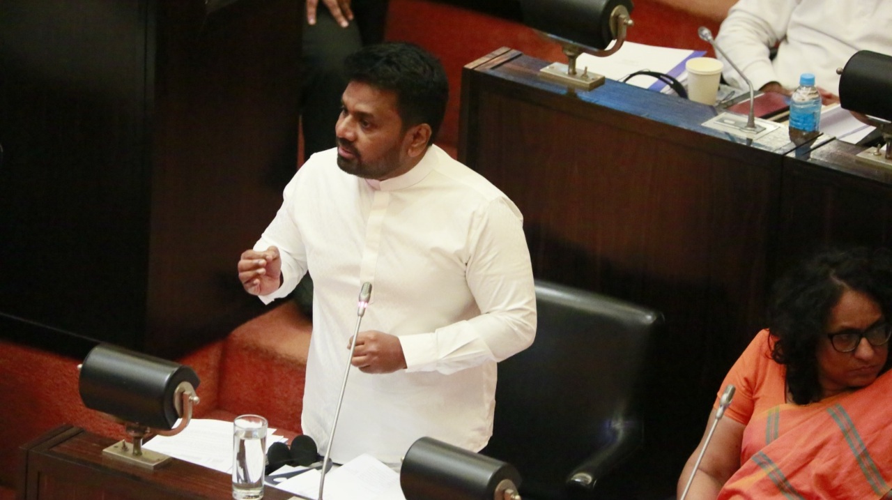 අයවැය සම්මත කරගන්න පෙර පාර්ලිමේන්තුවට ආ ජනපතිගෙන් සංවේදී ප්‍රකාශයක්
