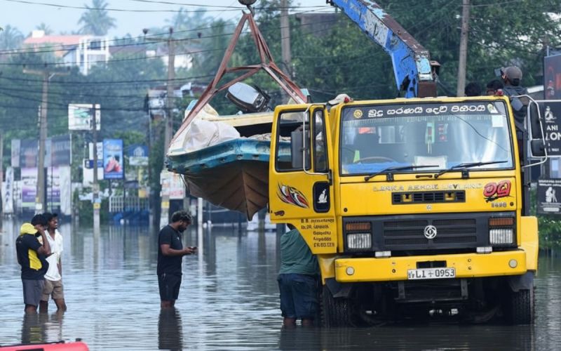 කොළඹ ගංවතුර අවසන්.. දකුණේ බෝට්ටු නැවත දියඹට යයි