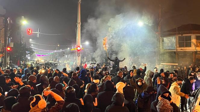 ඉරානයේ උද්ඝෝෂණ අදත්