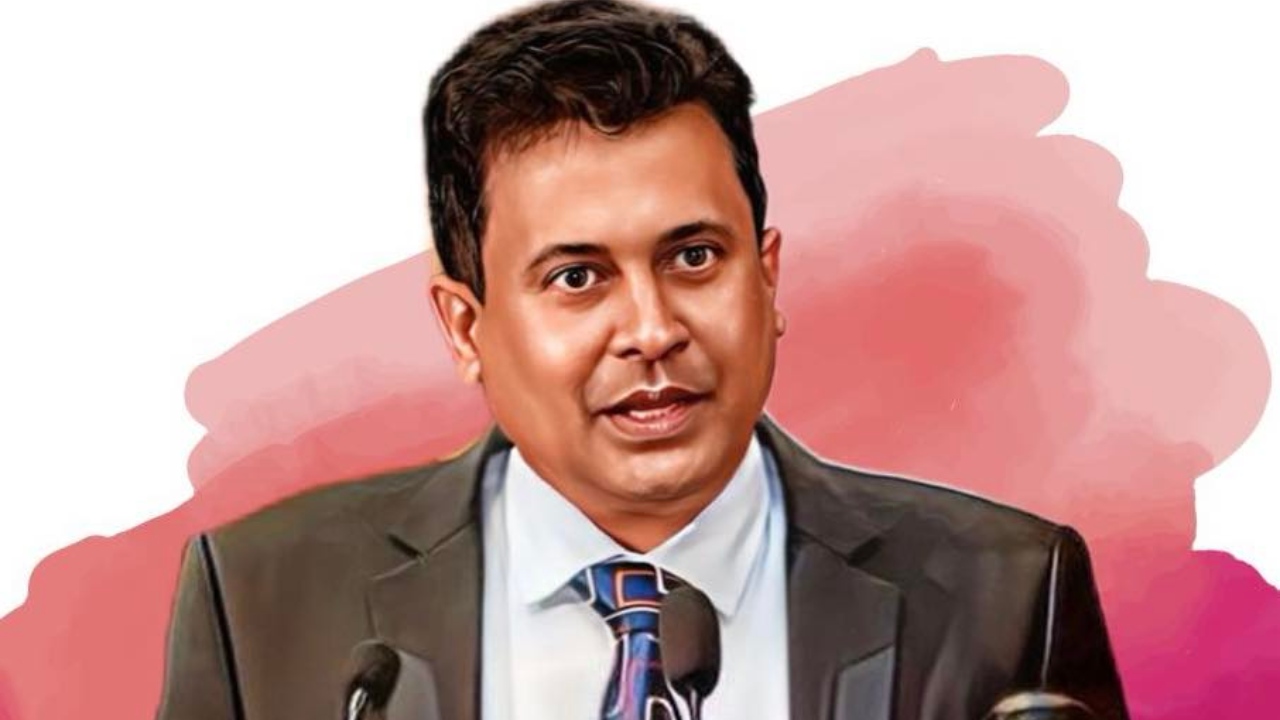 ඉංග්‍රීසි මොඩියුල් එකේ සමලිංගික ප්‍රශ්නේ මම දැනගෙන මාසයක් වෙනවා – තිස්ස ජනනායක