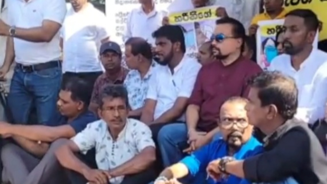 අගමැතිනිය එලවන්න පාරට බැස්ස විමල් (LIVE)