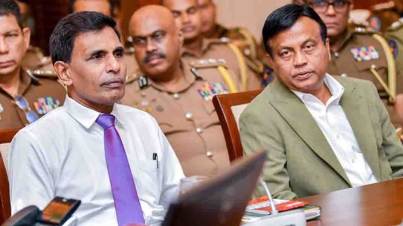 මහ­ජන ආර­ක්ෂක ඇමතිට සහ නියෝජ්‍ය ඇමතිට ජීවිත තර්ජන.!